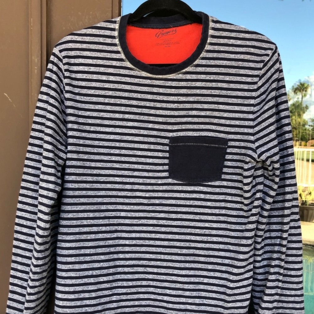 Grayers Striped Gray Pocket along Sleeve